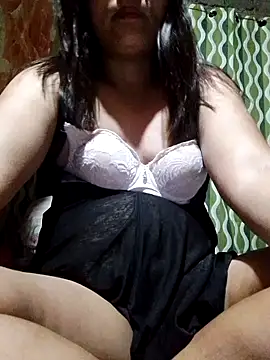Scarletkiss01 online show from 06/21/26, 07:49