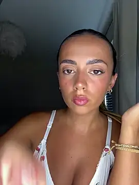 Harrietbronzex online show from 06/20/26, 01:36
