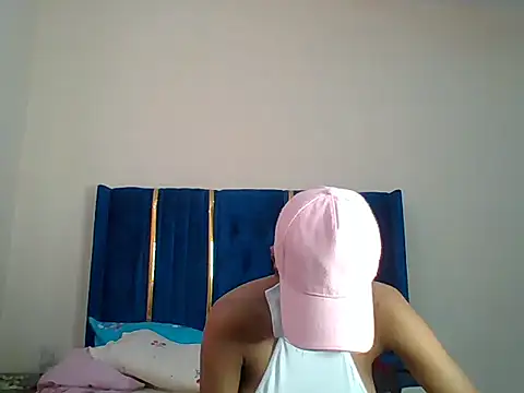 Snapshot of jay-ezike chatting on 07/15/26, 07:02 jay-ezike online show from 07/15/26, 07:02