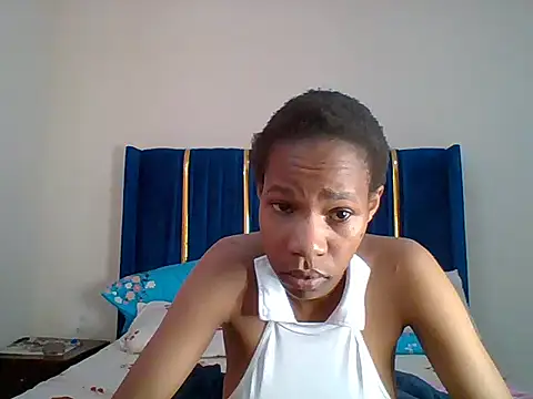 Snapshot of jay-ezike chatting on 07/18/26, 05:22 jay-ezike online show from 07/18/26, 05:22