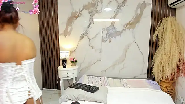 Snapshot of biancapercy chatting on 07/11/26, 12:41 biancapercy online show from 07/11/26, 12:41