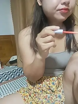 Snapshot of Emma-cutee chatting on 06/30/26, 02:12 Emma-cutee online show from 06/30/26, 02:12