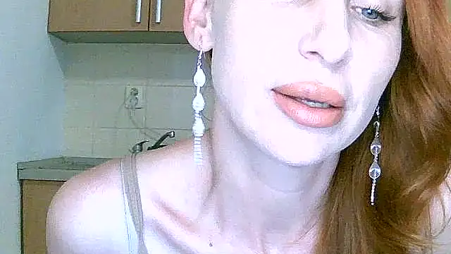 Snapshot of AimeeAlan chatting on 07/02/26, 02:01 AimeeAlan online show from 07/02/26, 02:01