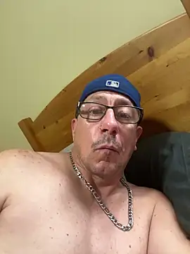 Snapshot of Dicklegend2245 chatting on 07/01/26, 01:34 Dicklegend2245 online show from 07/01/26, 01:34