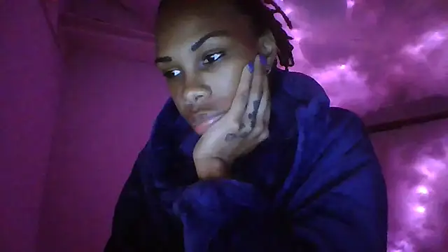 Opal Rainbow online show from 11/19/25, 04:01