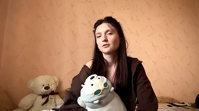 Snapshot of RonnaFalbo chatting on 06/15/26, 01:02 RonnaFalbo online show from 06/15/26, 01:02