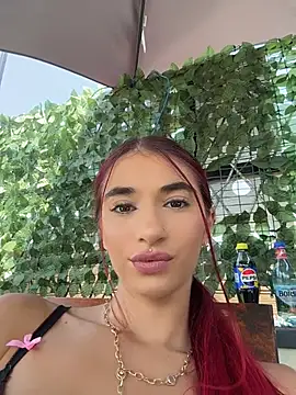 Snapshot of VixenRosse chatting on 07/27/26, 11:50 VixenRosse online show from 07/27/26, 11:50