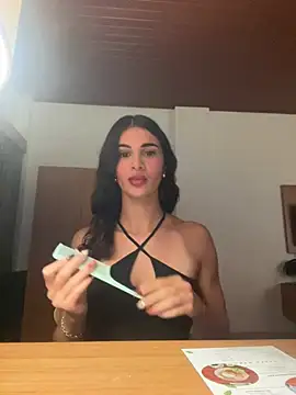 sarahlfvxo online show from 06/23/26, 04:16