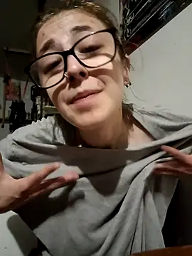 Snapshot of NeedyNina chatting on 07/08/26, 01:37 NeedyNina online show from 07/08/26, 01:37