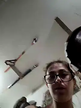Snapshot of NeedyNina chatting on 07/28/26, 01:21 NeedyNina online show from 07/28/26, 01:21