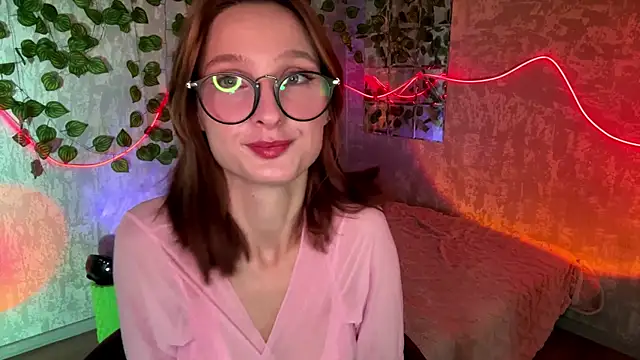 Snapshot of GensaFlara chatting on 07/16/26, 02:23 GensaFlara online show from 07/16/26, 02:23