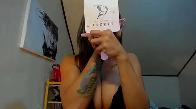 xServiceDollx online show from 03/11/25, 10:07