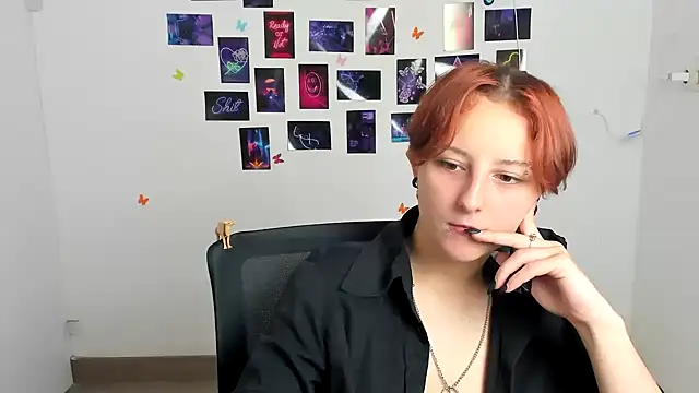 Snapshot of Dilara_Kiss_ chatting on 06/28/26, 11:16 Dilara Kiss online show from 06/28/26, 11:16