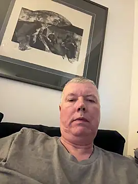 Snapshot of cumboy chatting on 02/21/25, 01:22 cumboy online show from 02/21/25, 01:22