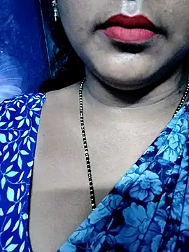Snapshot of shanthi_telugu99 chatting on 07/14/26, 10:37 shanthi telugu99 online show from 07/14/26, 10:37
