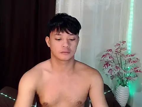 Snapshot of kingdomcum96 chatting on 07/18/26, 10:35 kingdomcum96 online show from 07/18/26, 10:35