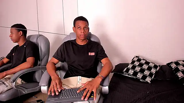 Jermon Blake online show from 06/18/26, 11:03