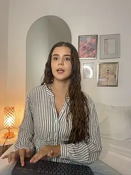 Snapshot of Isabellebotero chatting on 07/03/26, 04:35 Isabellebotero online show from 07/03/26, 04:35