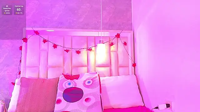 LunaRose18 online show from 06/30/26, 03:07