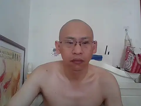 Snapshot of benly888 chatting on 06/29/26, 12:39 benly888 online show from 06/29/26, 12:39