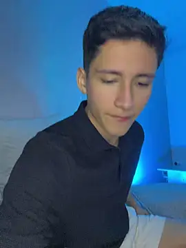 Snapshot of SantiLux_ chatting on 07/18/26, 03:00 SantiLux online show from 07/18/26, 03:00