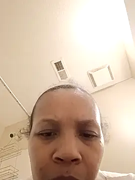 NAOMIdaFreakXXXXX online show from 04/22/26, 01:45