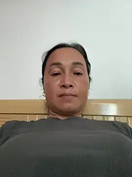 Loly hana online show from 07/29/26, 02:43