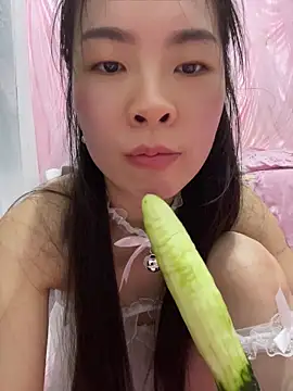 Snapshot of xiaojiao520 chatting on 07/04/26, 03:18 xiaojiao520 online show from 07/04/26, 03:18