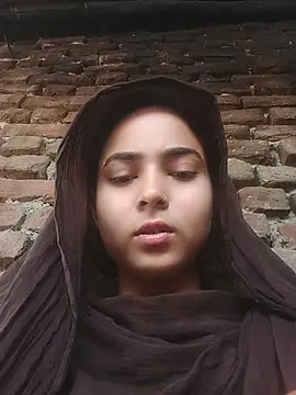 Snapshot of Simran_143 chatting on 06/24/26, 06:01 Simran 143 online show from 06/24/26, 06:01