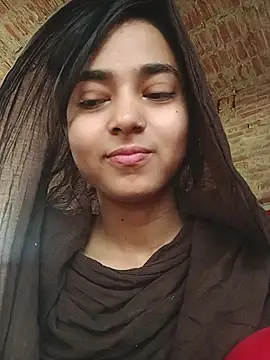 Snapshot of Simran_143 chatting on 07/11/26, 06:05 Simran 143 online show from 07/11/26, 06:05