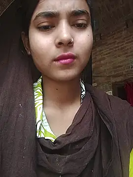 Snapshot of Simran_143 chatting on 07/24/26, 04:43 Simran 143 online show from 07/24/26, 04:43