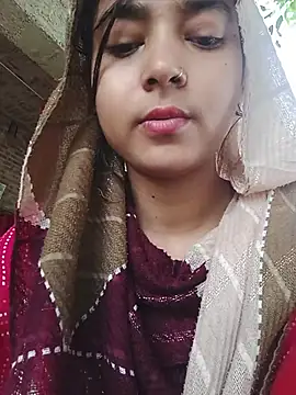 Snapshot of Simran_143 chatting on 08/02/26, 05:39 Simran 143 online show from 08/02/26, 05:39