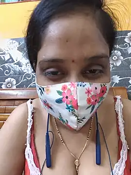 Snapshot of Garimaa_Cherry chatting on 07/20/26, 08:00 Garimaa Cherry online show from 07/20/26, 08:00