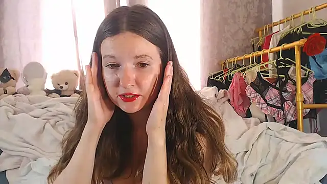 Snapshot of ChloeBrooklyn chatting on 07/15/26, 01:44 ChloeBrooklyn online show from 07/15/26, 01:44