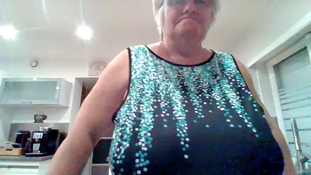 Snapshot of coquinesensuel chatting on 07/19/26, 08:56 coquinesensuel online show from 07/19/26, 08:56
