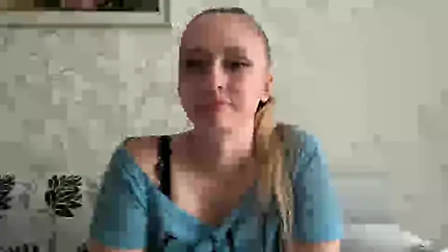 Snapshot of mintchill chatting on 07/04/26, 11:05 mintchill online show from 07/04/26, 11:05