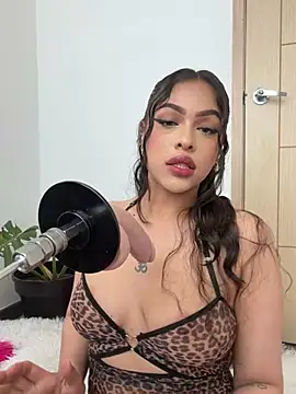 Snapshot of MilaHank chatting on 07/08/26, 03:49 MilaHank online show from 07/08/26, 03:49