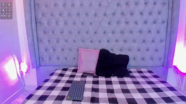 Celeste Porter online show from 08/08/26, 03:41