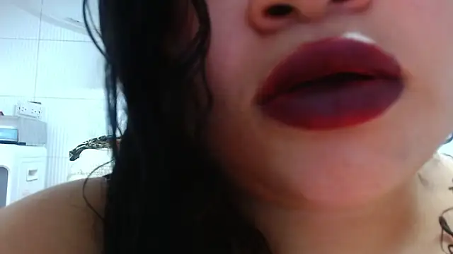 Snapshot of KellyShibary chatting on 07/01/26, 07:57 KellyShibary online show from 07/01/26, 07:57