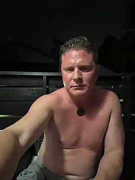 Snapshot of funandstuff chatting on 07/17/26, 02:29 funandstuff online show from 07/17/26, 02:29