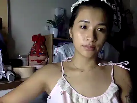 LavitaCen online show from 06/18/26, 05:50