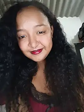 Snapshot of HeLiSa69ebony chatting on 08/03/26, 04:44 HeLiSa69ebony online show from 08/03/26, 04:44