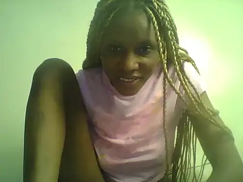 Snapshot of DelteAfriq chatting on 06/28/26, 01:44 DelteAfriq online show from 06/28/26, 01:44