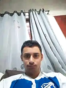 Snapshot of Binhomadeira chatting on 07/02/26, 11:33 Binhomadeira online show from 07/02/26, 11:33