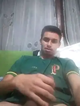 Snapshot of Binhomadeira chatting on 07/16/26, 09:21 Binhomadeira online show from 07/16/26, 09:21
