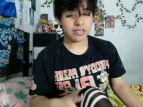 Snapshot of Tiff_-Styles chatting on 07/03/26, 08:04 Tiff -Styles online show from 07/03/26, 08:04