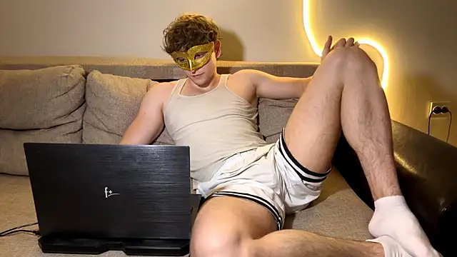 Snapshot of deniel_horny chatting on 06/25/26, 05:50 deniel horny online show from 06/25/26, 05:50