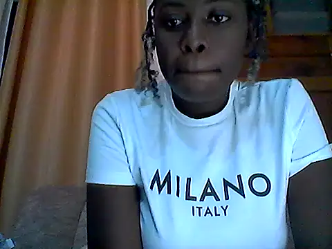 Snapshot of Sexy-alma210 chatting on 07/07/26, 03:38 Sexy-alma210 online show from 07/07/26, 03:38