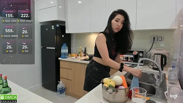 miko kimura online show from 02/18/25, 03:43