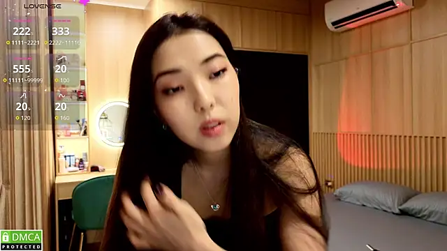 miko kimura online show from 10/21/25, 03:57